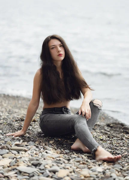 Schöne Frau Einem Strand Selektiver Fokus — Stockfoto