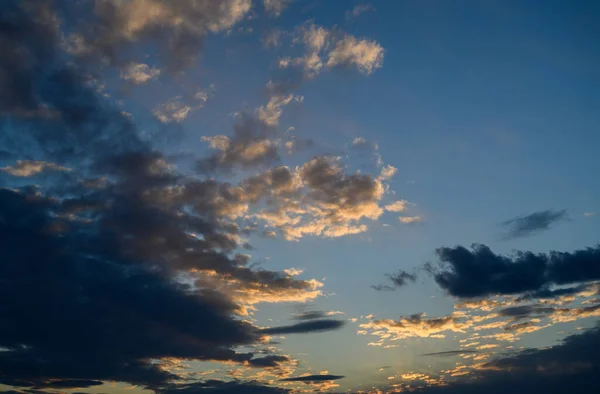 Zonsondergang Hemel Met Oranje Wolken Natuur Achtergrond — Stockfoto