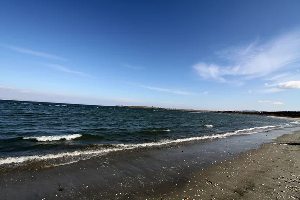 Playa de mar y cielo azul — Foto de Stock