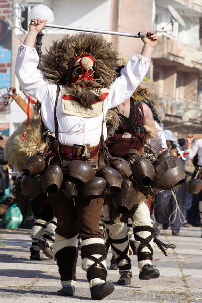 Bulgarije mummers parade 2009 — Stockfoto