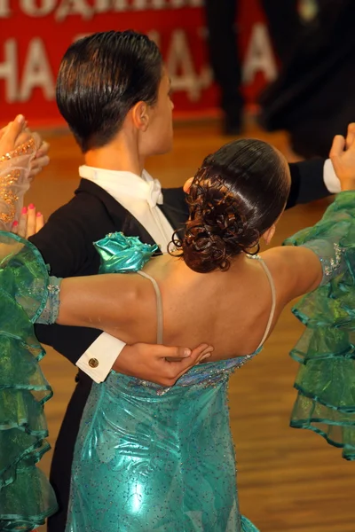 Couple de danse en action — Photo