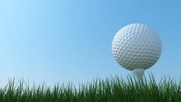Bola de golfe no campo de grama — Fotografia de Stock
