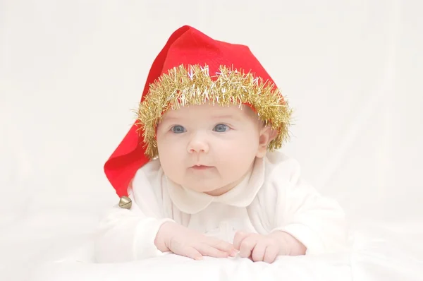 Retrato de bebê em chapéu vermelho — Fotografia de Stock