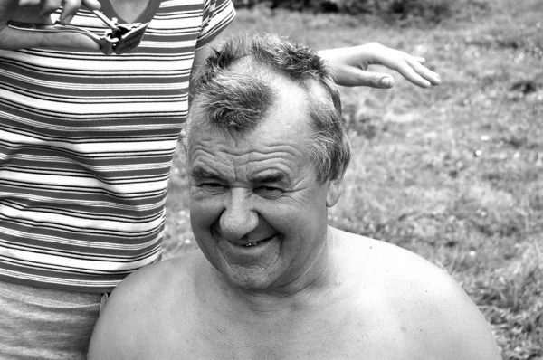 男性の散髪 — ストック写真