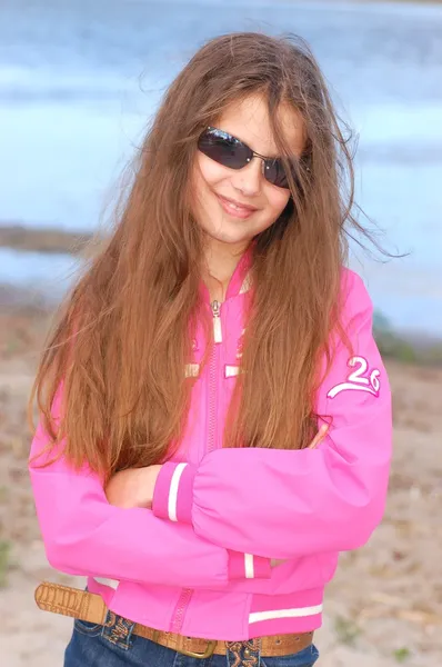 Chica en la playa —  Fotos de Stock