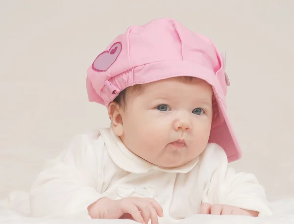 Portret van pasgeboren baby — Stockfoto