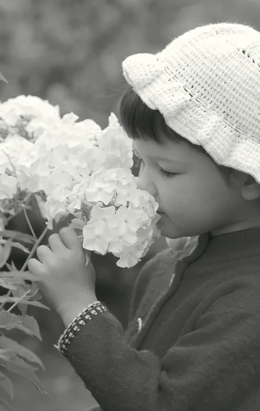 Retrato de bebé hermoso — Foto de Stock