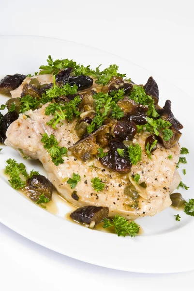 Roasted Pork Chops with Prunes and Capers — Stock Photo, Image