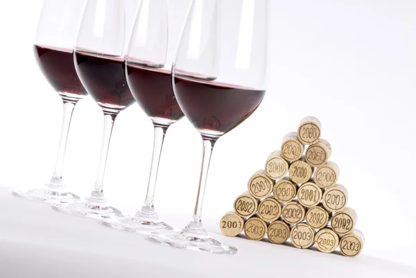 垂直方向の赤ワインの試飲 — ストック写真