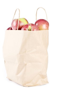 macintosh elma üzerine beyaz izole bir torba