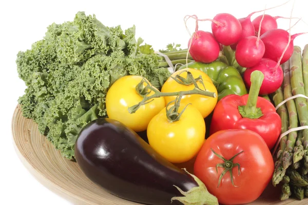 Cuenco de Verduras Aislado en Blanco — Foto de Stock