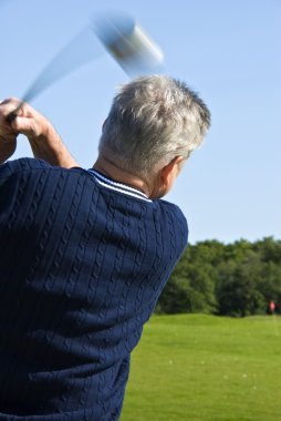 sallanan golfçü