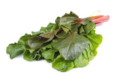 Swiss chard üzerinde beyaz izole