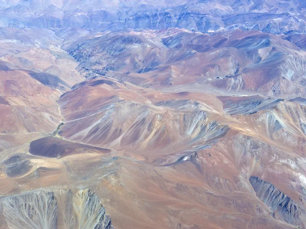 Vista aérea das montanhas e do deserto — Fotografia de Stock