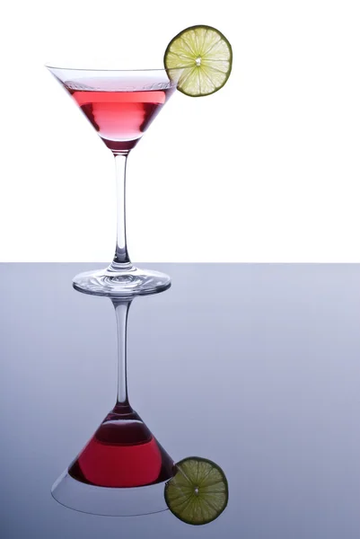 Rózsaszín martini koktél — Stock Fotó