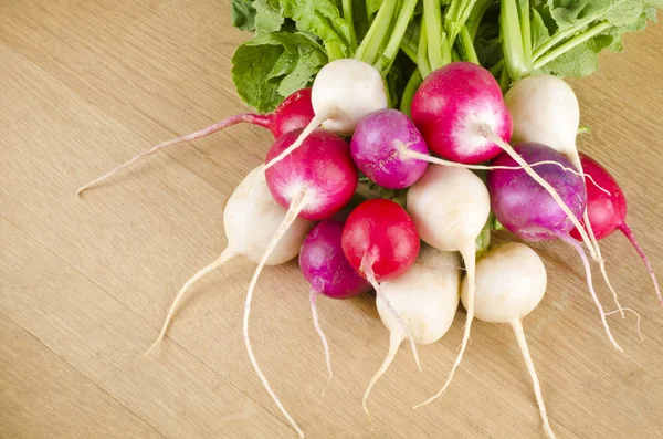 Red, Purple and White Radishes on Wood Surface — Stock Photo, Image