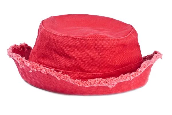 Chapeau rouge en coton pour femmes isolé sur blanc — Photo
