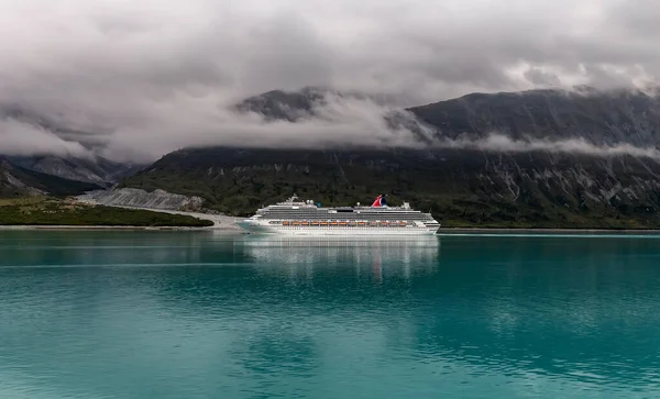 Alaska Agosto 2018 Crucero Carnival Splendor Navegando Uno Los Fiordos —  Fotos de Stock
