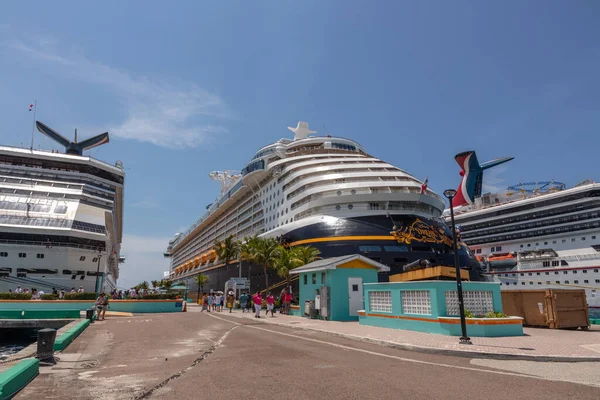 Nassau Bahama Mei 2019 Disney Dream Cruiseschip Aangemeerd Bij Prince — Stockfoto