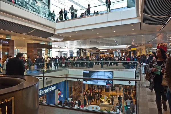 Westfield Stratford City puerta de entrada al Parque Olímpico . Imagen de stock