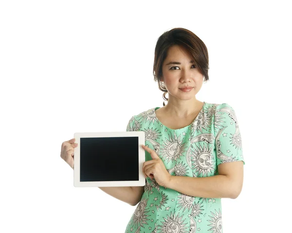 Feminino detém e computador tablet toque — Fotografia de Stock