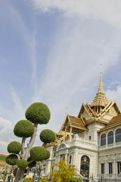 Der königliche Palast (wat phra kaew) — Stockfoto