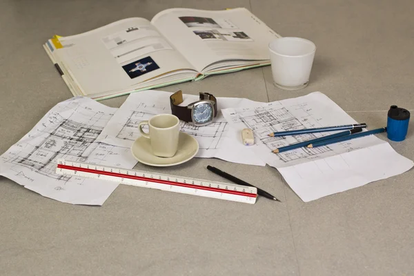 araçları ve belgeleri ile skeçler