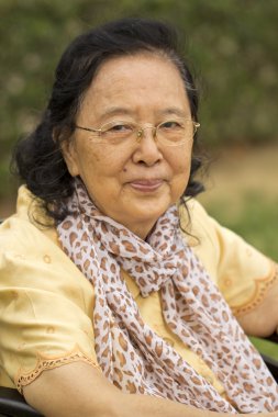 yaşlı Çinli Asyalı
