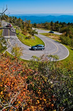 saç tokası eğri yolda blue ridge mountains