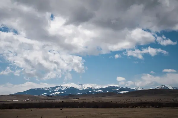 Felsige Berge im Montana — Stockfoto