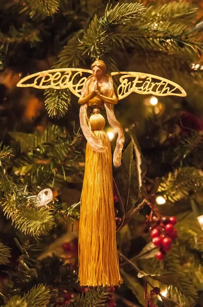 Decorações de árvore de natal de fé — Fotografia de Stock
