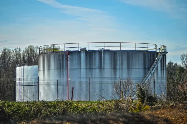 Petroleum oil storage tanks — Stock Photo, Image
