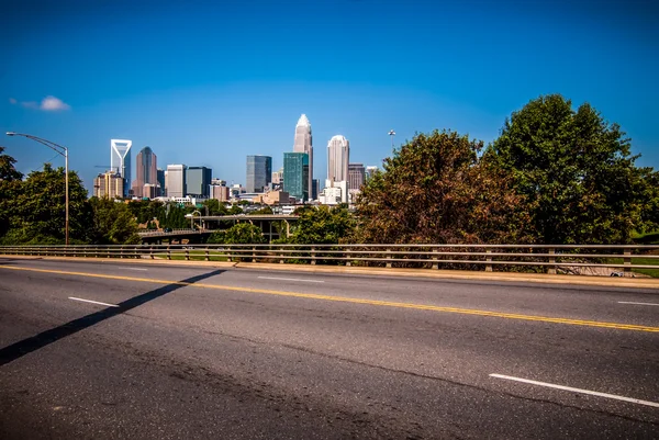 Skyline of Uptown Charlotte, Severní Karolína. — Stock fotografie