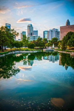 Yukarı Charlotte, Kuzey Carolina 'nın Skyline' ı.