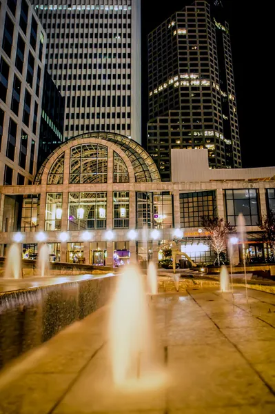 Charlotte City Skyline cena noturna — Fotografia de Stock