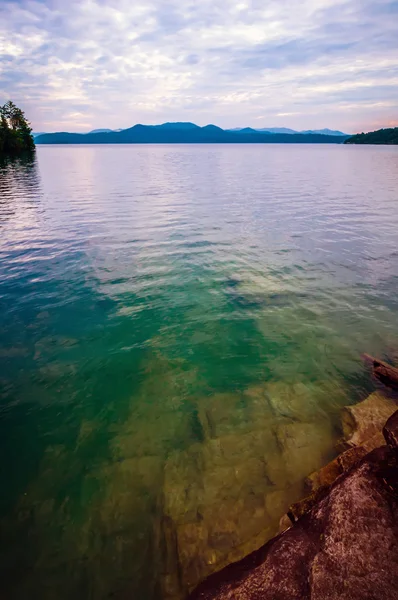 Paisagem em torno do desfiladeiro do lago jocasse — Fotografia de Stock