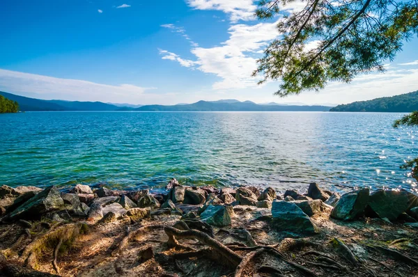 ジョカセ湖周辺の風景 — ストック写真