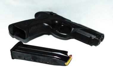 9mm silah ve cephane