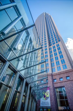 uzun boylu highrise binalarda blumenthal perf yakınındaki şehir merkezinde charlotte