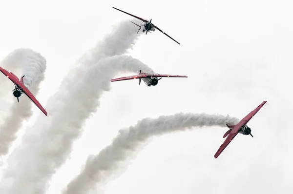 Airplanes at airshow — Stock Photo, Image