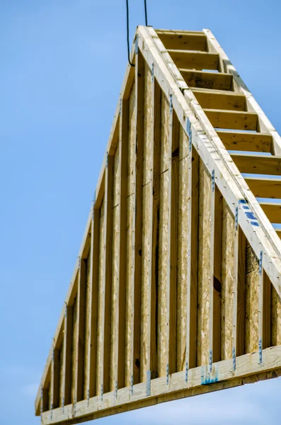 Construction crane at a job site — Stock Photo, Image