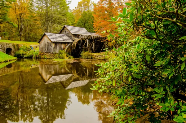 Mabry Mill da Virgínia no Blue Ridge Parkway no Outono se — Fotografia de Stock