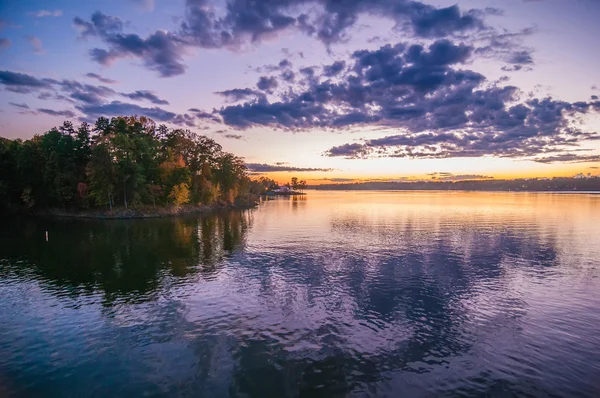 Coucher de soleil au lac wylie — Photo