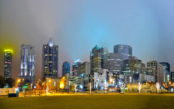 De skyline van de stad van Charlotte — Stockfoto
