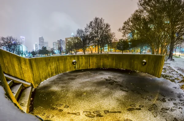 Charlotte nc skyline covered in snow in january 2014 — Stock Photo, Image