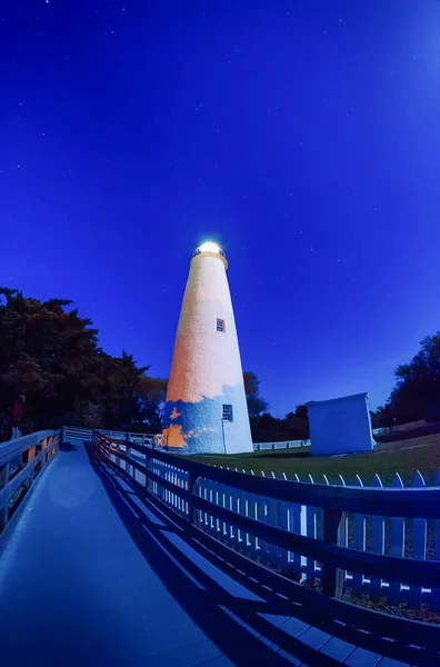 O Farol de Ocracoke na Ilha de Ocracoke na Carolina do Norte — Fotografia de Stock