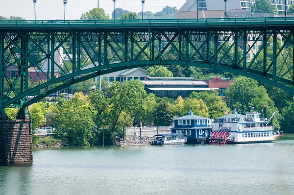 Vistas del centro de Knoxville Tennessee en un día soleado — Foto de Stock