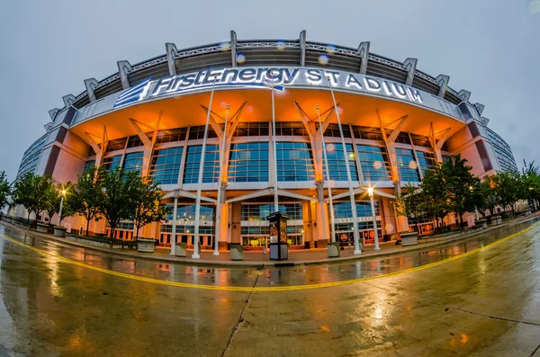 CLEVELAND - JUNE 23,2014: First stEnergy Stadium exterior view in — стоковое фото