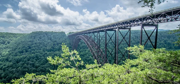 New river bridge schilderachtige — Stockfoto