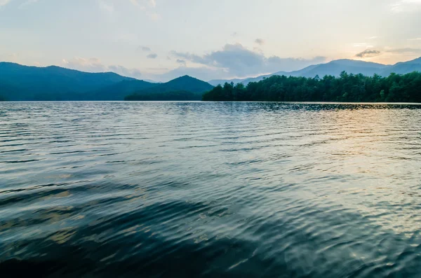 Lake santeetlah in great smoky mountains north carolina — Stock Photo, Image